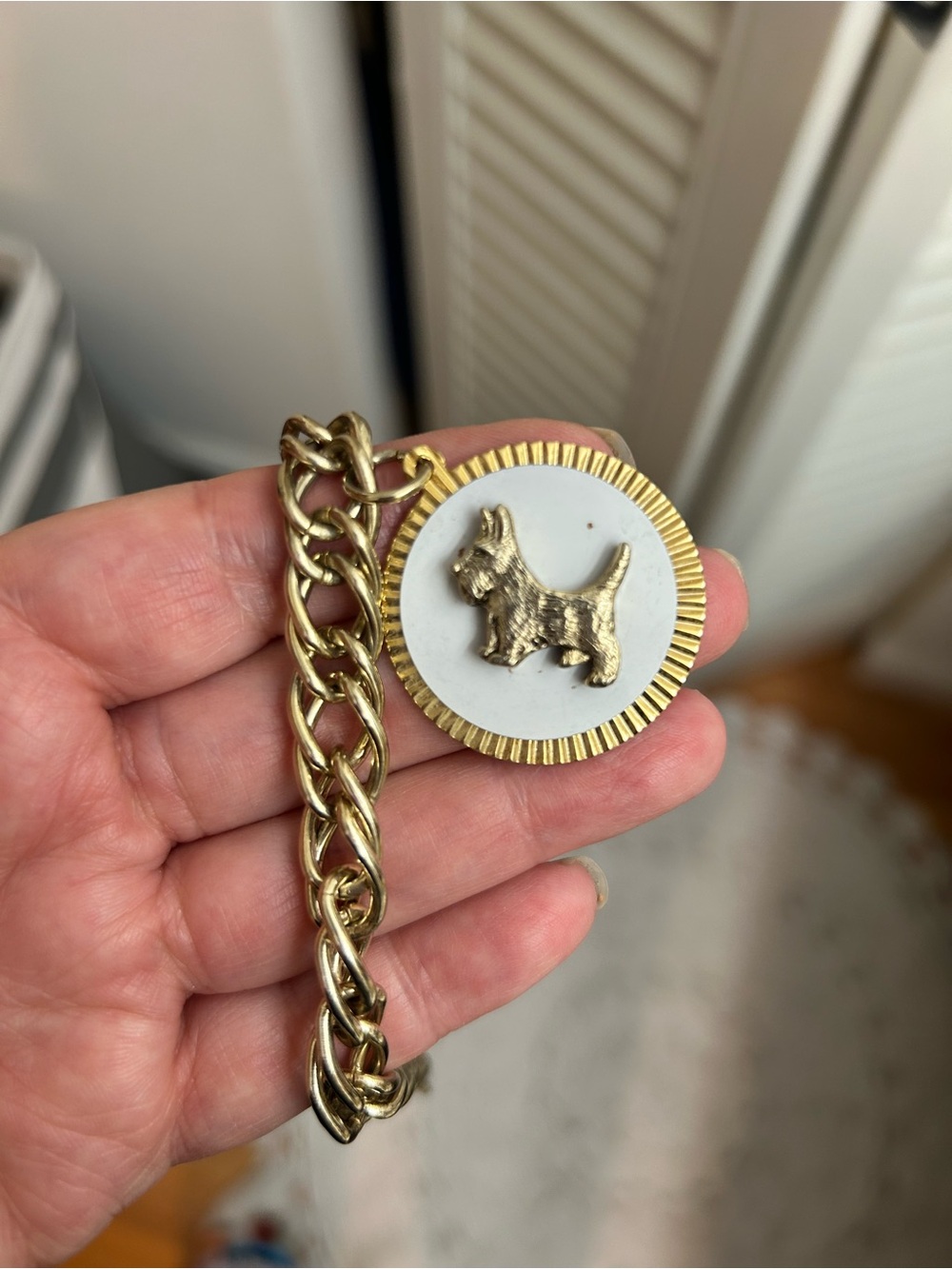 Vintage John Wind RARE “Scotty” Large Medallion Charm Bracelet - Picture 3 of 16